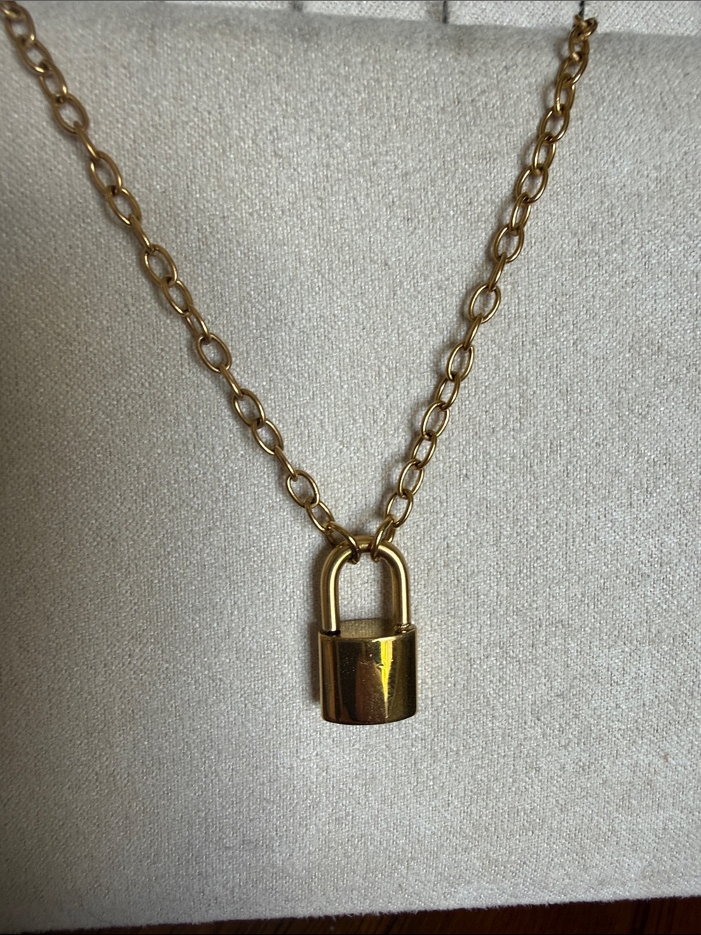 Gold plated Padlock Pendant Necklace - Women Jewelry
